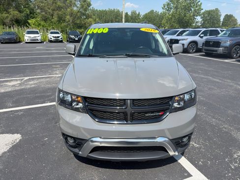Used 2019 Dodge Journey Crossroad FWD image 9