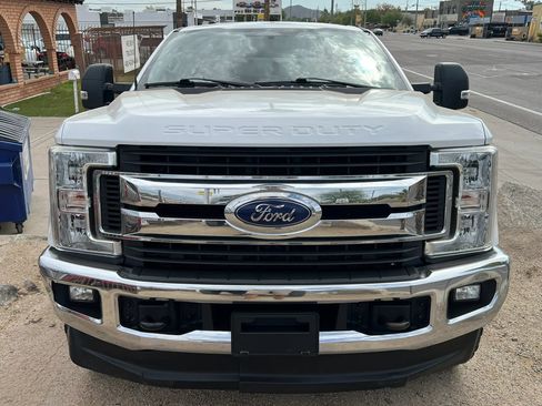 Used 2019 Ford F250 XLT w/ XLT Value Package AWD/4WD image 5