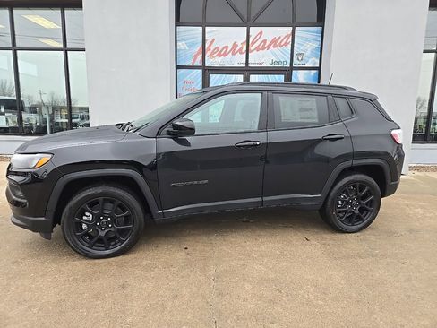 New 2026 Jeep Compass Latitude AWD/4WD image 4