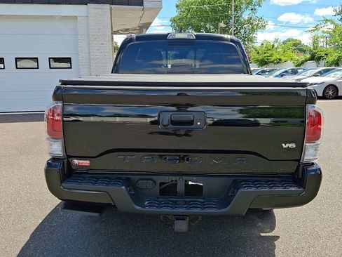 Certified 2023 Toyota Tacoma TRD Sport AWD/4WD image 5
