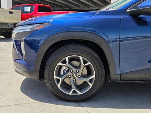 Certified 2024 Chevrolet Trax LT w/ Sunroof Package FWD image 9