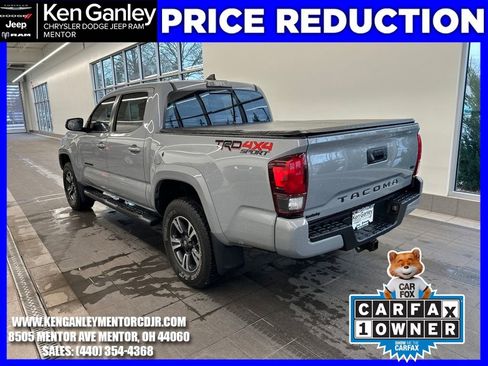 Used 2019 Toyota Tacoma TRD Sport image 6