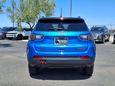Used 2024 Jeep Compass Trailhawk w/ Trailhawk Elite Group AWD/4WD image 5