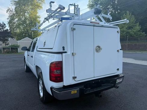 Used 2011 Chevrolet Silverado 1500 2WD Crew Cab Hybrid image 6