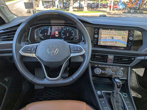Used 2023 Volkswagen Jetta SEL image 18