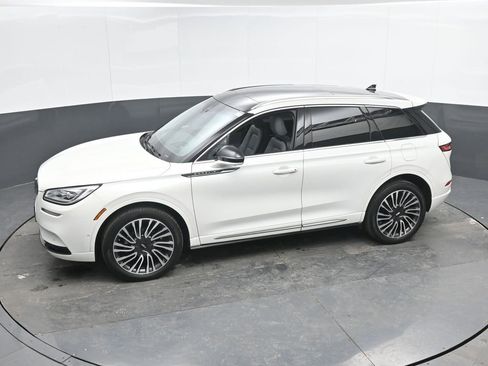 Used 2021 Lincoln Corsair Reserve w/ Equipment Group 201A image 43