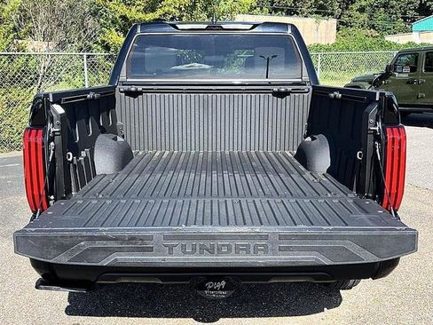 Used 2025 Toyota Tundra SR5 AWD/4WD image 37