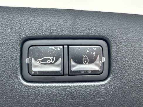 New 2026 Genesis GV70 2.5T Select AWD/4WD image 19