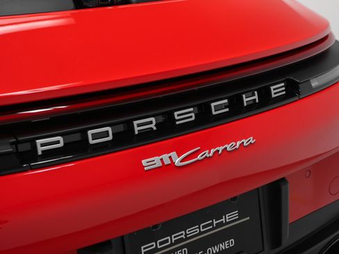 Used 2025 Porsche 911 Carrera image 22