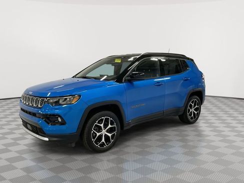 Used 2024 Jeep Compass Limited image 7