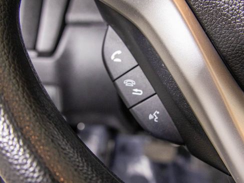 Used 2017 Honda Fit EX image 31