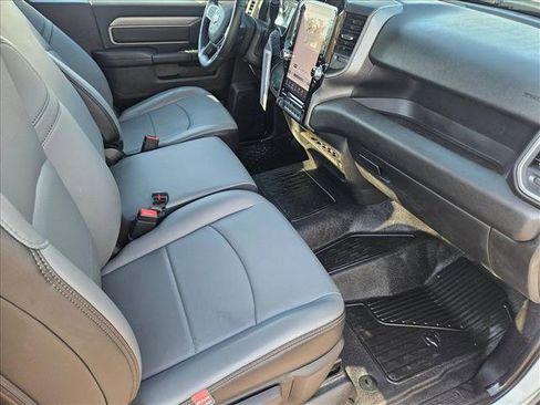 New 2025 RAM 3500 Tradesman AWD/4WD image 15