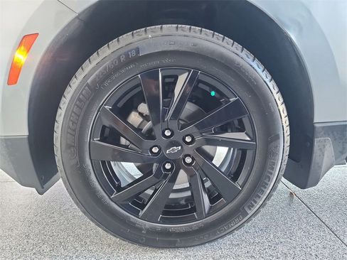 Used 2023 Chevrolet Equinox LS w/ Sport Edition image 32