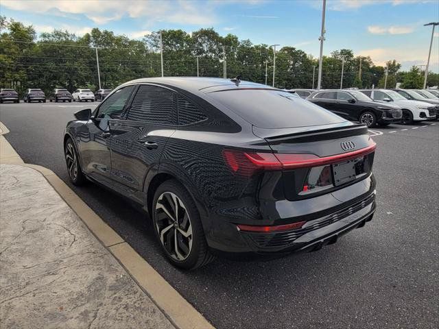 Used 2024 Audi Q8 e-tron Premium Plus w/ Premium Plus Package AWD/4WD image 8
