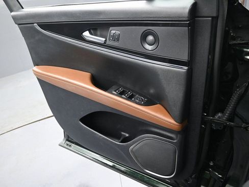 Used 2021 Lincoln Nautilus Reserve w/ Cargo Utility Package image 24