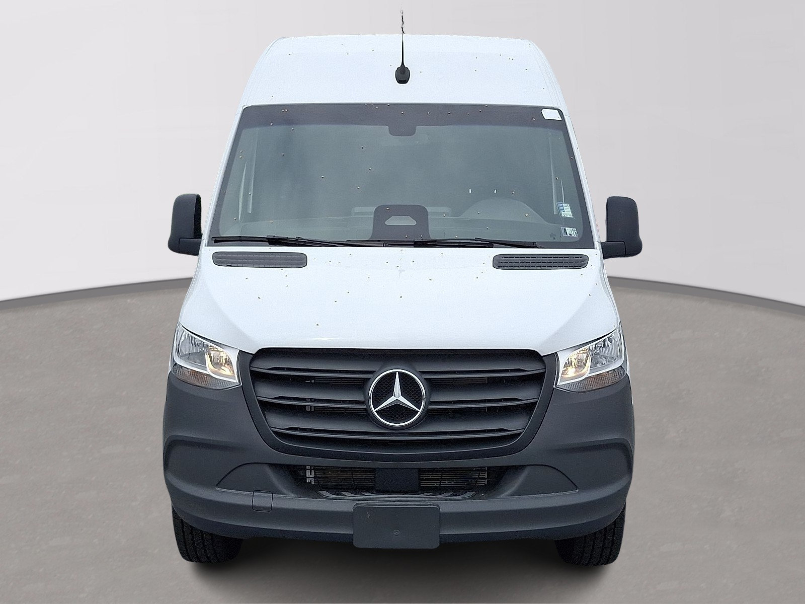 Used 2025 Mercedes-Benz Sprinter 2500 image 2