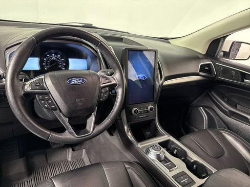 Used 2022 Ford Edge Titanium w/ Class II Trailer Tow Package image 19