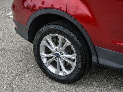 Used 2018 Ford Escape SEL AWD/4WD image 10