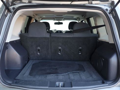 Used 2013 Jeep Patriot Latitude w/ Sun/Sound Group AWD/4WD image 11