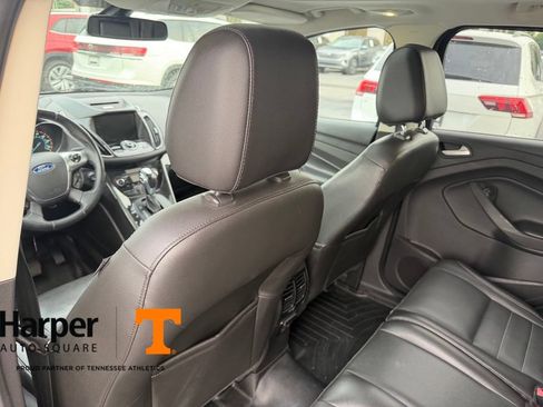 Used 2014 Ford Escape Titanium w/ Equipment Group 401A FWD image 10