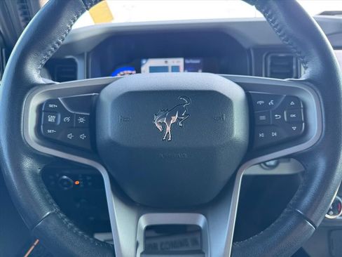 Used 2022 Ford Bronco Badlands AWD/4WD image 15
