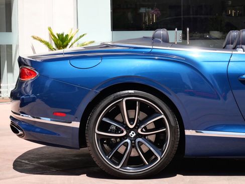 Used 2021 Bentley Continental GT Mulliner AWD/4WD image 10