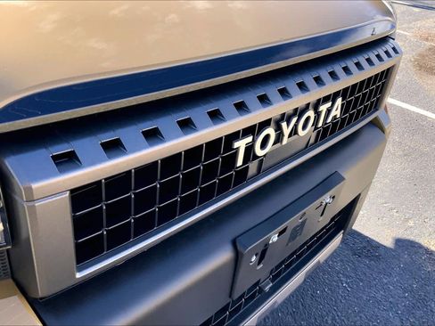 Certified 2025 Toyota Land Cruiser image 27