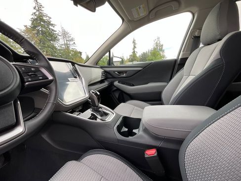 New 2025 Subaru Outback Premium image 18