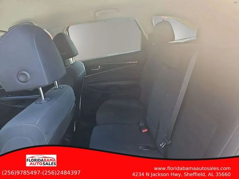 Used 2019 Kia Sorento AWD image 11
