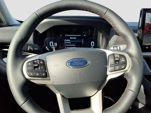 New 2026 Ford Explorer Active w/ Active Comfort Package AWD/4WD image 18