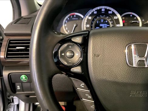 Used 2017 Honda Accord EX-L image 27