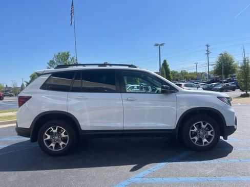 Used 2023 Honda Passport TrailSport image 6