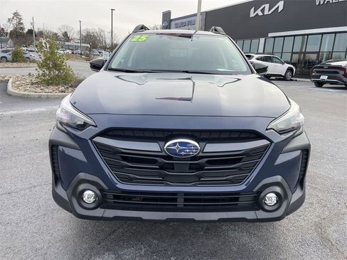 Certified 2025 Subaru Outback Premium w/ Popular Package #1A image 2