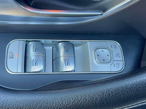 Used 2021 Mercedes-Benz GLE 450 4MATIC image 21
