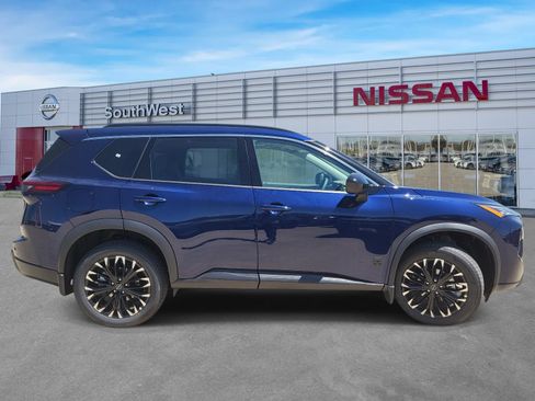 New 2026 Nissan Rogue Dark Armor FWD image 4
