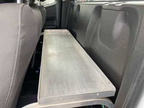 Used 2022 Chevrolet Colorado LT w/ Fleet Safety Package image 22