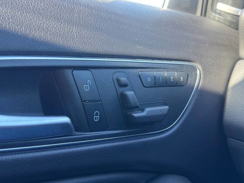 Used 2017 Mercedes-Benz GLA 250 4MATIC image 23