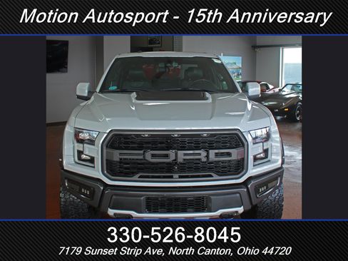 Used 2017 Ford F150 Raptor w/ Equipment Group 802A Luxury image 4