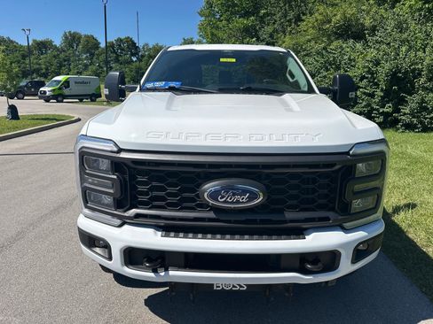 Used 2024 Ford F250 XL w/ STX Appearance Package AWD/4WD image 11