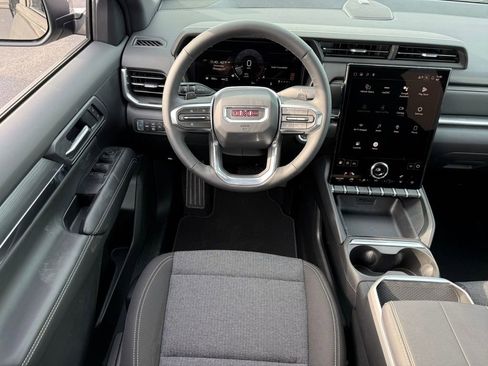 New 2026 GMC Terrain Elevation w/ Black Edition AWD/4WD image 28