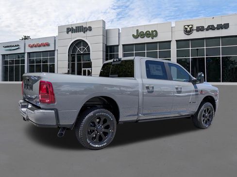 New 2026 RAM 2500 Laramie AWD/4WD image 3