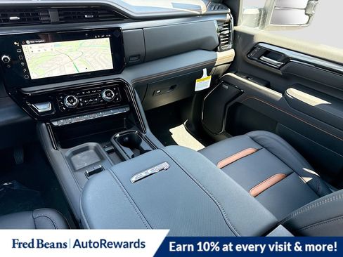 New 2026 GMC Sierra 2500 AT4 w/ AT4 Premium Plus Package AWD/4WD image 28