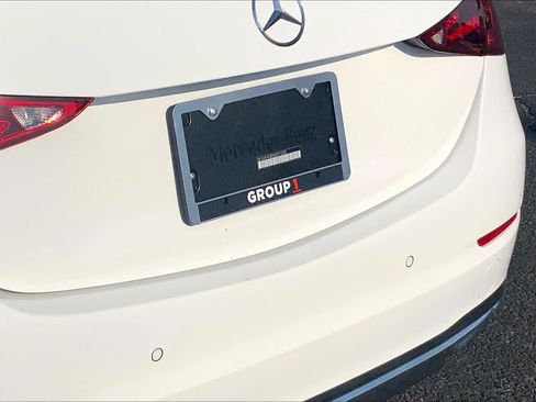 Used 2025 Mercedes-Benz C 300 Sedan image 31