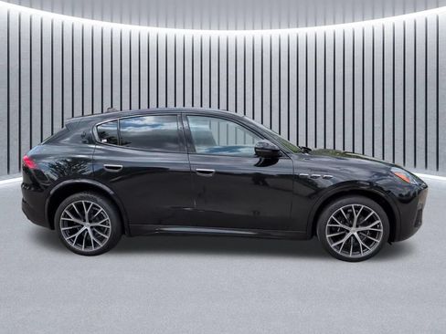 Used 2023 Maserati Grecale Modena AWD/4WD image 2
