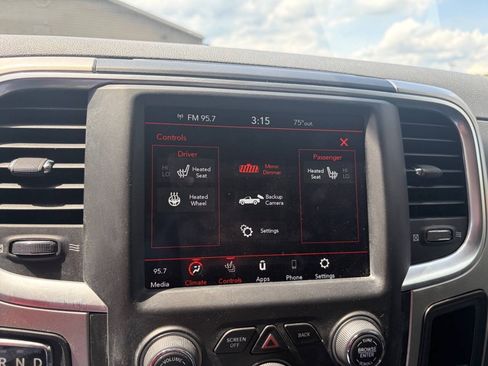 Used 2019 RAM 1500 Classic Warlock AWD/4WD image 25