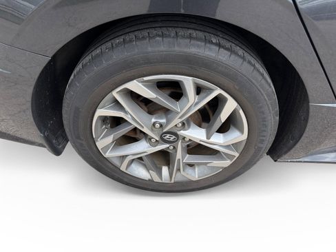 Used 2021 Hyundai Sonata SEL FWD image 17