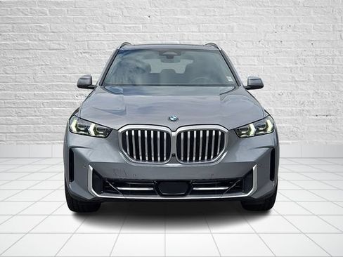Used 2024 BMW X5 xDrive40i w/ Premium Package AWD/4WD image 2