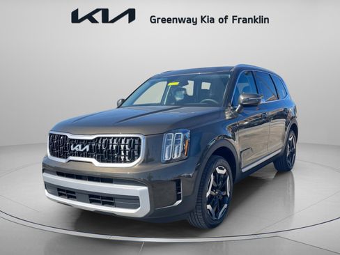 New 2025 Kia Telluride EX w/ EX Captain's Chair Package image 3