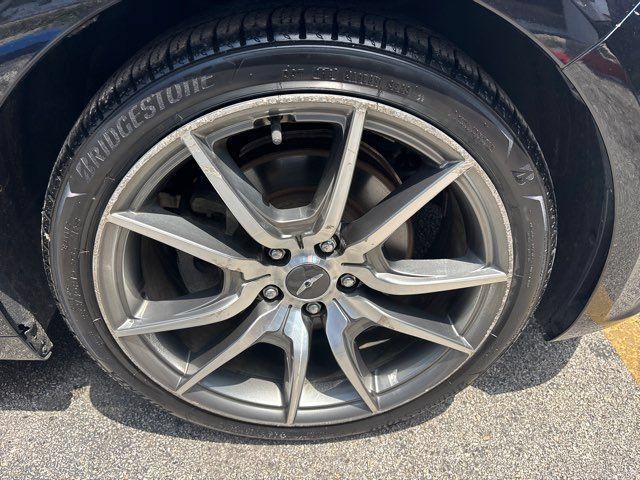 Used 2023 Genesis G70 2.0T RWD image 7
