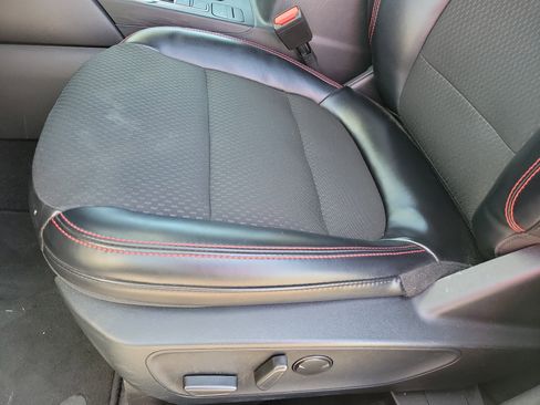 Certified 2024 Ford Escape ST-Line image 15